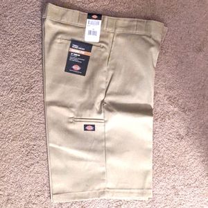 Dickies Men's Shorts Sz 34 NWT